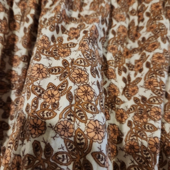 Cupcakes and Cashmere top - Picture 6 of 6